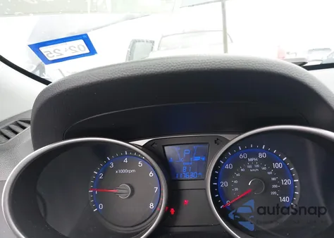 2015 Hyundai Tucson Se z USA, uszkodzony, nr VIN KM8JU3AG4FU112903